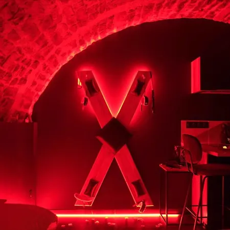 Insolite, Night Secret Groot